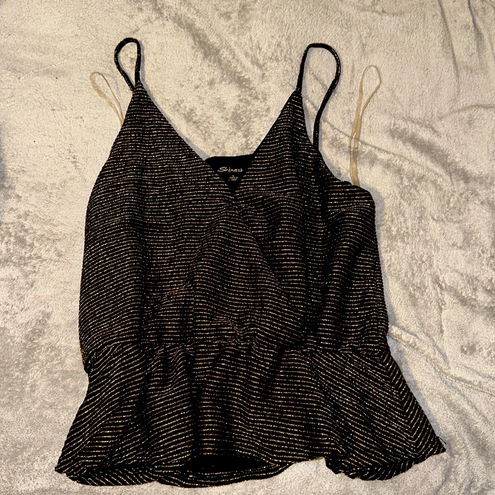 woman’s Large shirt